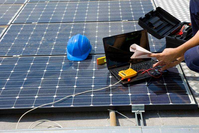 Instalación de placas solares | ¿Cuánto vale? ¿Sale a cuenta?